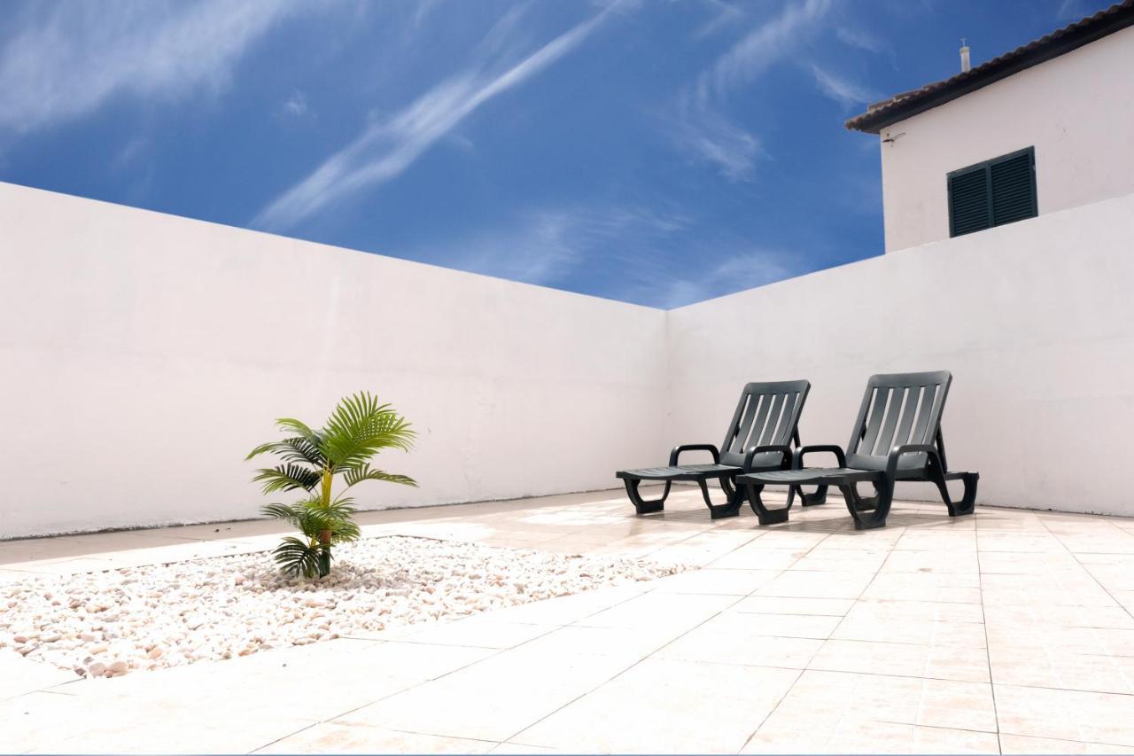 Magnolia - Casa Com Dois Quartos Junto Ao Mar - Renovada Em 2023 Mosteiros  Exteriér fotografie